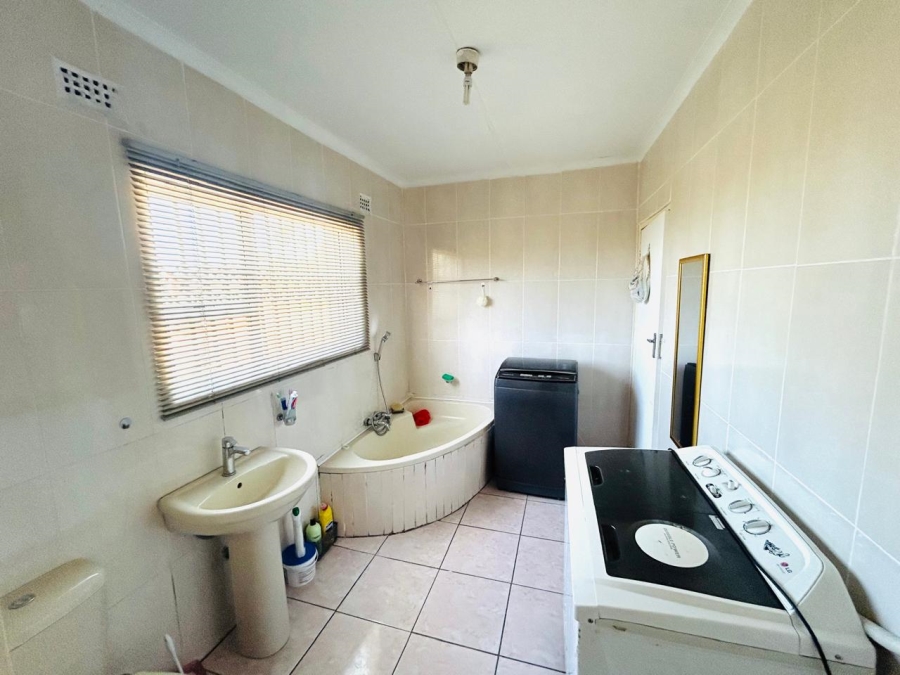 3 Bedroom Property for Sale in Mdantsane Nu 16 Eastern Cape